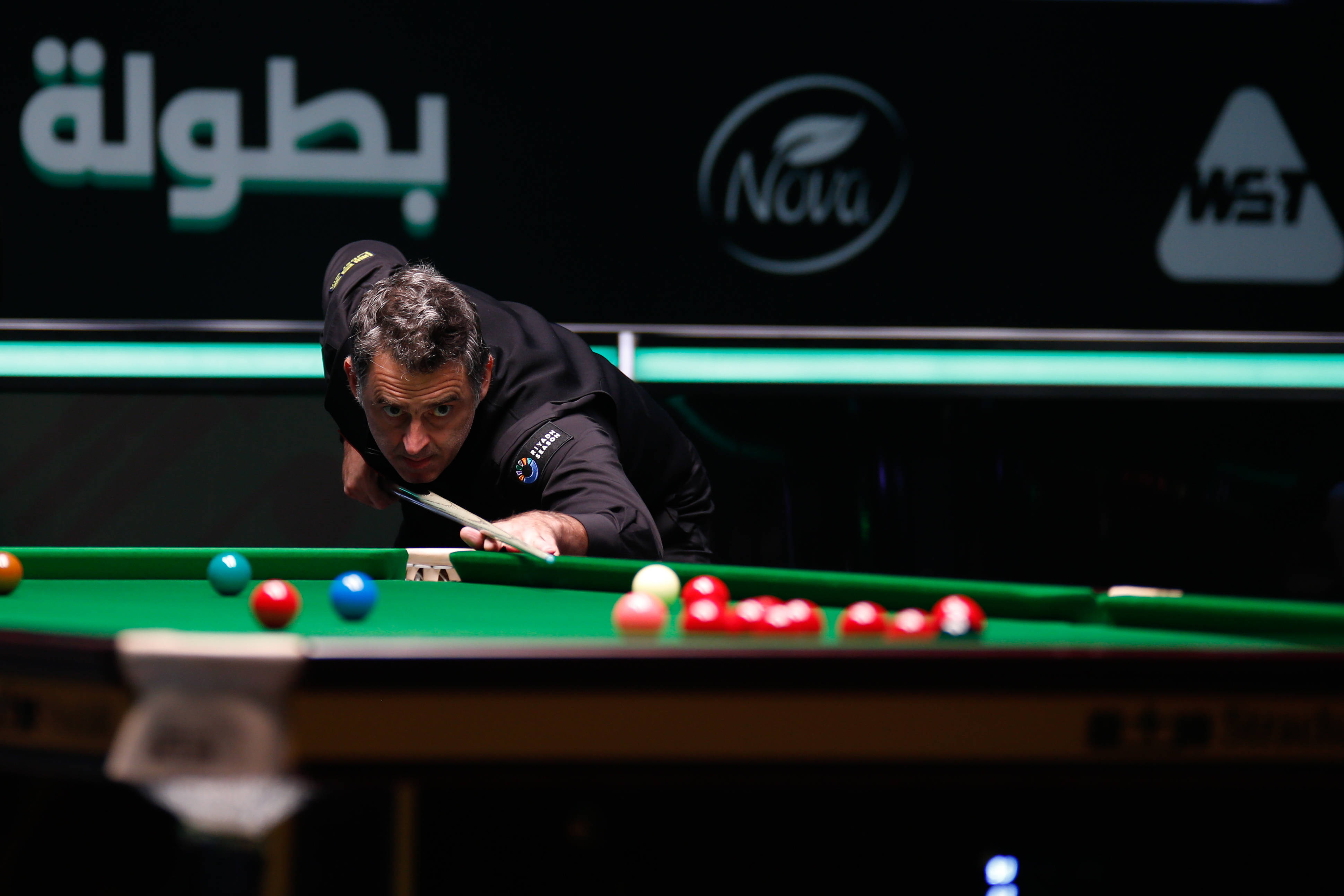 他会根据球 他会根据球